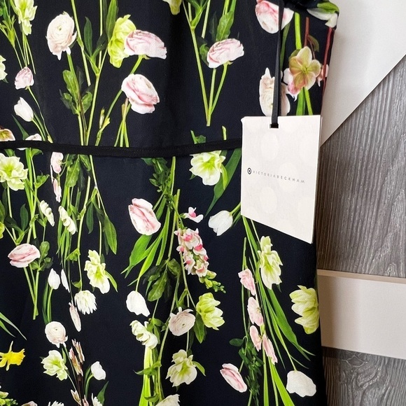 175. NWT Victoria Beckham x Target Black English Floral Satin Dress Sz 2X - Picture 6 of 9